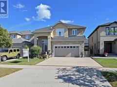 1052 GREENHILL AVENUE Hamilton Ontario, L8G 5G9