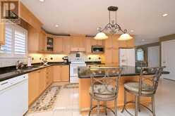 1052 GREENHILL AVENUE | Hamilton Ontario | Slide Image Fourteen
