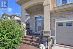 1052 GREENHILL AVENUE | Hamilton Ontario | Slide Image Three