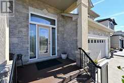 1052 GREENHILL AVENUE | Hamilton Ontario | Slide Image Four
