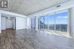 4006 - 88 BLUE JAYS WAY | Toronto Ontario | Slide Image Six
