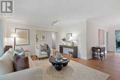 424 THE KINGSWAY | Toronto Ontario | Slide Image Nine