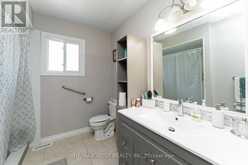 19 MOORE PLACE | Barrie Ontario | Slide Image Fifteen