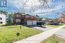 19 MOORE PLACE | Barrie Ontario | Slide Image Two