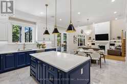 403 WILLIS DRIVE | Oakville Ontario | Slide Image Thirteen