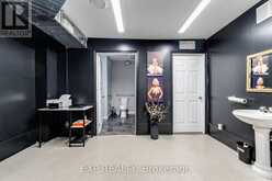 241 GRAND AVENUE E | Chatham Ontario | Slide Image Thirty