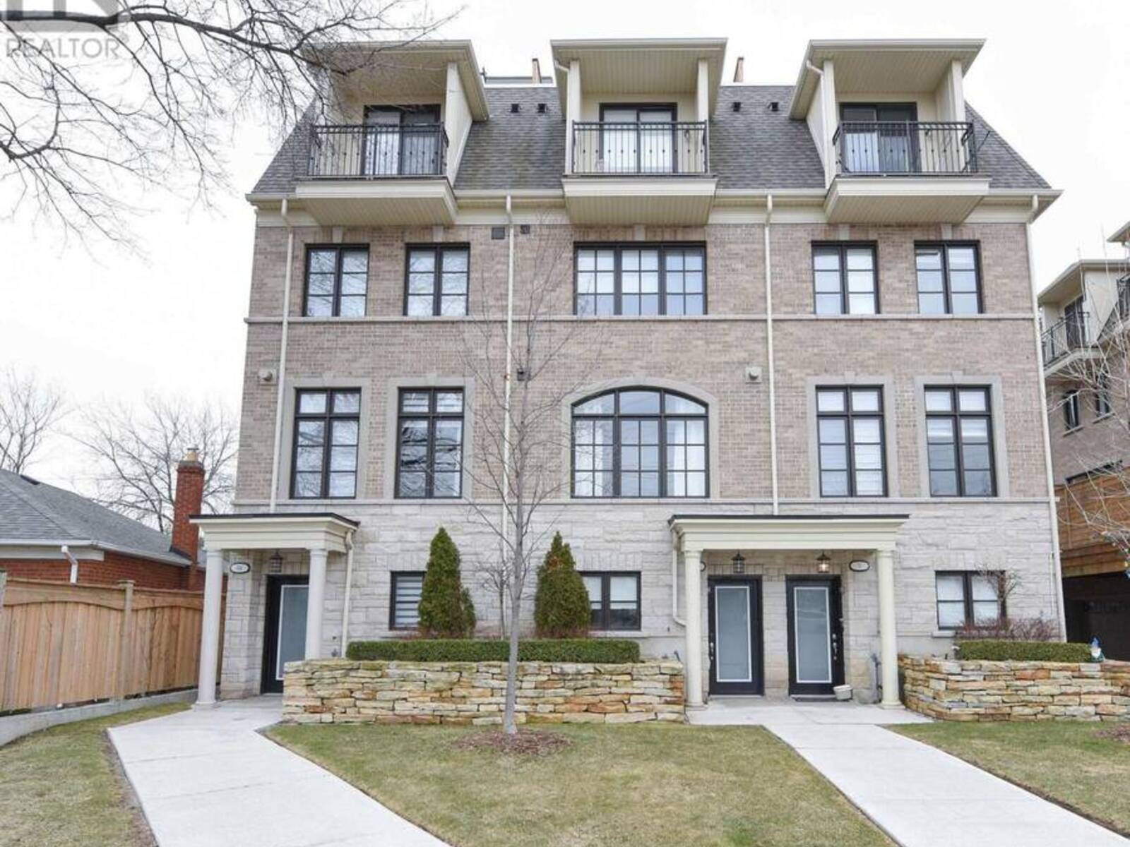 6A ACORN AVENUE, Toronto, Ontario M9B 0B7