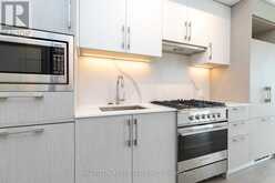 605 - 8 MANOR ROAD W | Toronto Ontario | Slide Image Ten