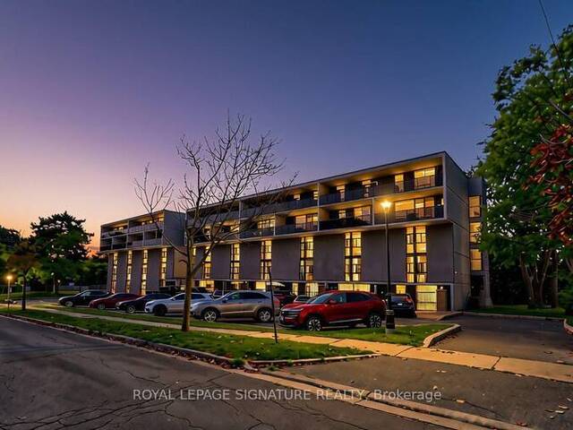 402 - 454 CENTRE STREET S Oshawa Ontario, L1H 4C2 - 2 Bedrooms Condo For Sale