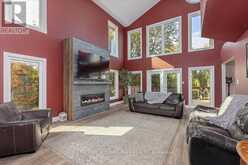 76 RIVERGLEN DRIVE | Georgina Ontario | Slide Image Eight