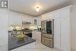 29 EMINENCE ROAD | Vaughan Ontario | Slide Image Ten