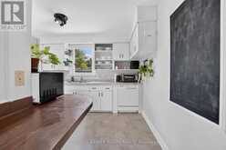 9 VINE STREET | Barrie Ontario | Slide Image Eighteen