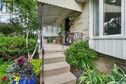 9 VINE STREET | Barrie Ontario | Slide Image Four