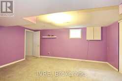 612 ELGIN MILLS ROAD W | Richmond Hill Ontario | Slide Image Forty