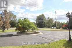 612 ELGIN MILLS ROAD W | Richmond Hill Ontario | Slide Image Six