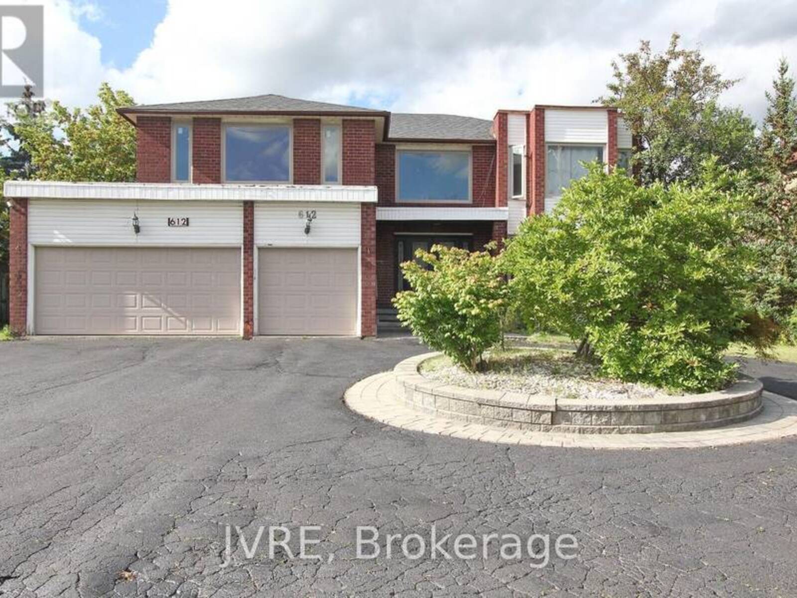 612 ELGIN MILLS ROAD W, Richmond Hill, Ontario L4C 4M2