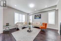 168 RUTHERFORD ROAD | Bradford West Gwillimbury Ontario | Slide Image Three