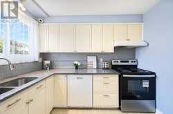 63 - 63 MCCALLUM COURT | Brampton Ontario | Slide Image Sixteen