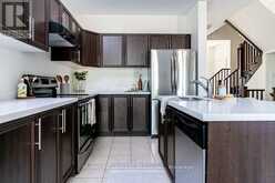 159 HIGHGATE HEIGHTS | Hamilton Ontario | Slide Image Eight