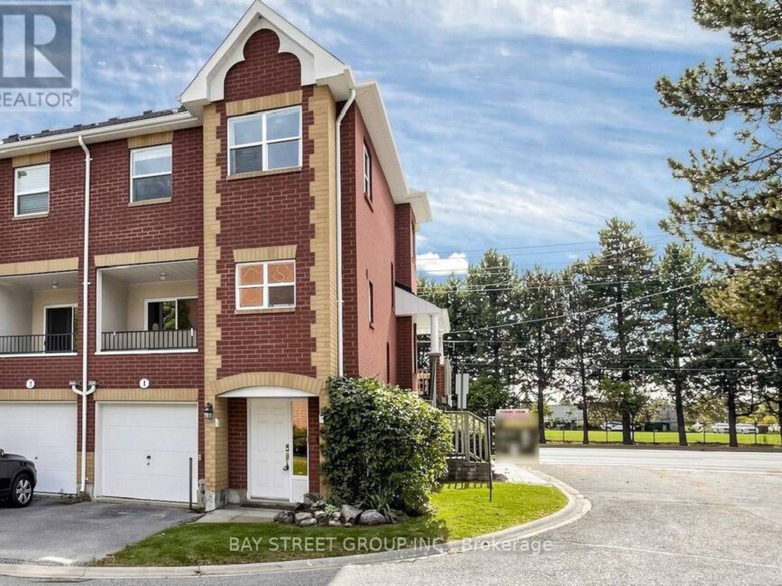 1 MAPLE PARK WAY, Markham, Ontario L6G 1C5