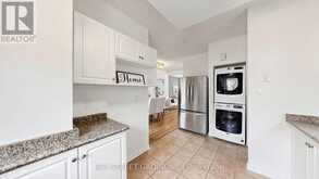 1 MAPLE PARK WAY | Markham Ontario | Slide Image Seventeen