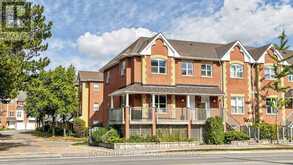 1 MAPLE PARK WAY | Markham Ontario | Slide Image Four