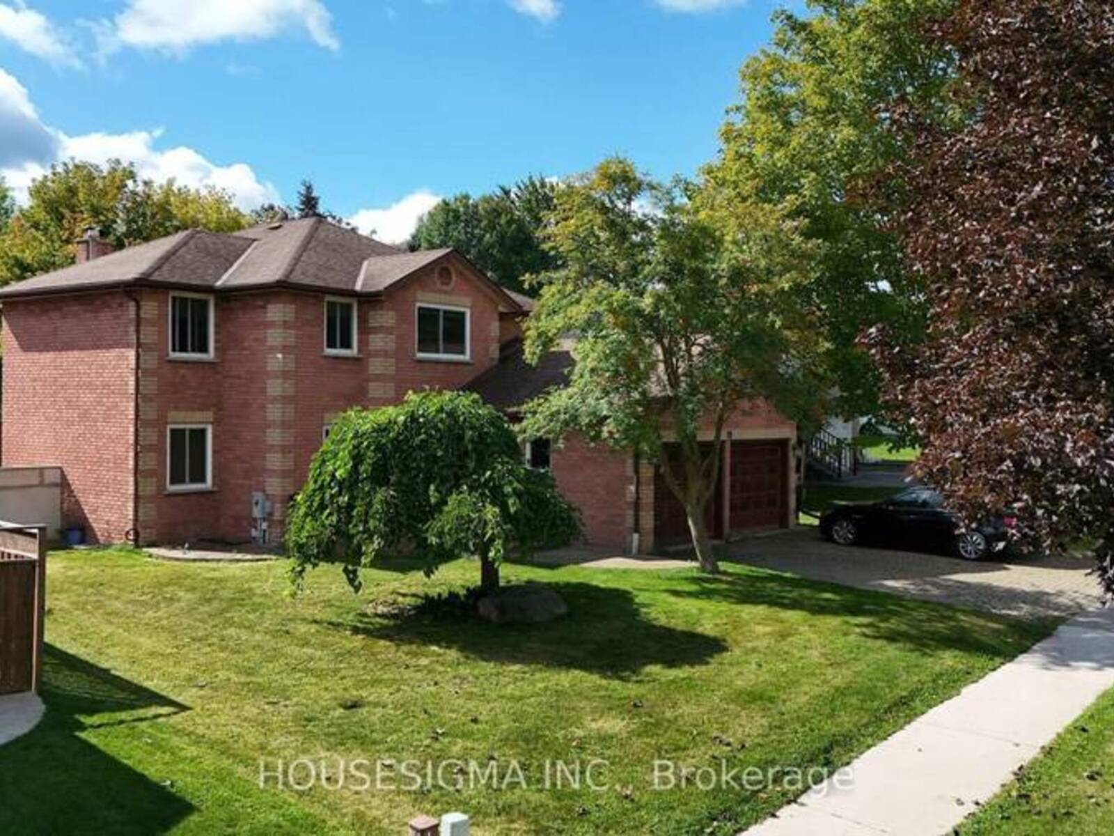 19 MAGANI AVENUE, Bradford West Gwillimbury, Ontario L3Z 2S8