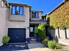 2081 GOLDEN ORCHARD TRAIL TRAIL Oakville Ontario, L6M 3W8
