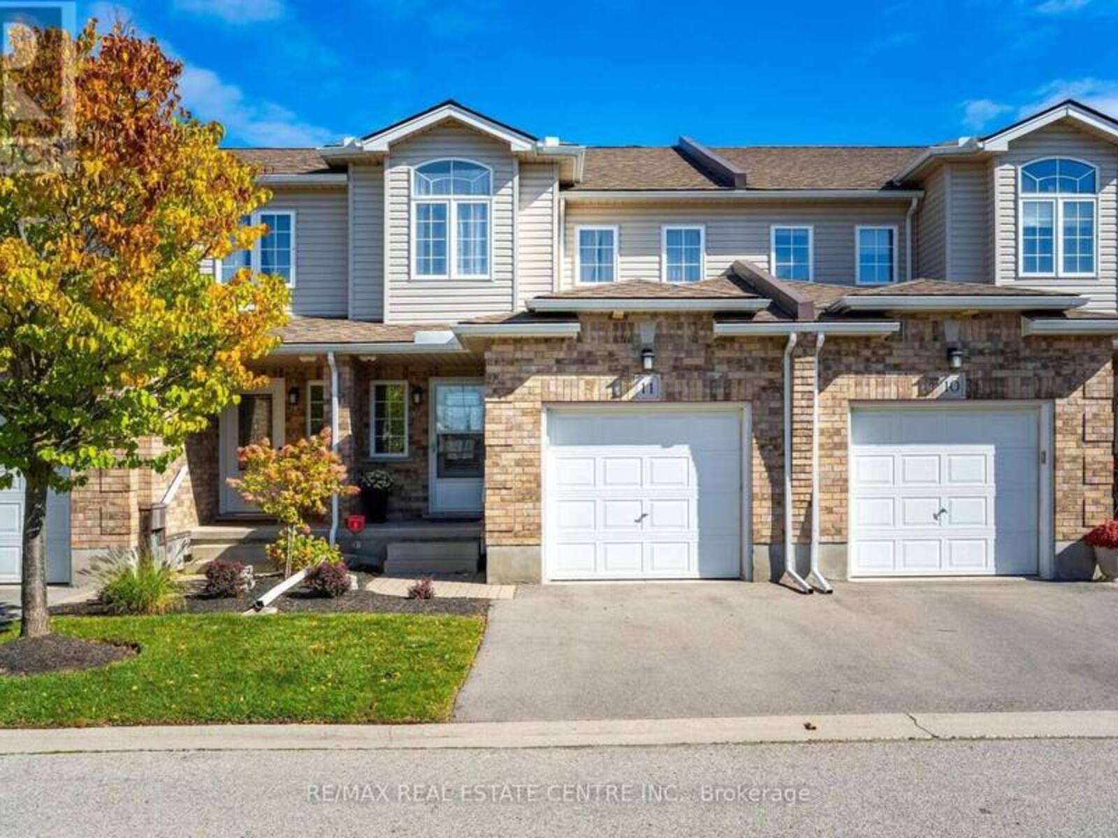 11 - 20 SHACKLETON DRIVE, Guelph, Ontario N1E 0C5
