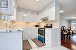 10 - 10 REIDMOUNT AVENUE | Toronto Ontario | Slide Image Fifteen