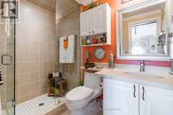 212 - 42 FERNDALE DRIVE S | Barrie Ontario | Slide Image Eleven
