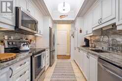 212 - 42 FERNDALE DRIVE S | Barrie Ontario | Slide Image Four