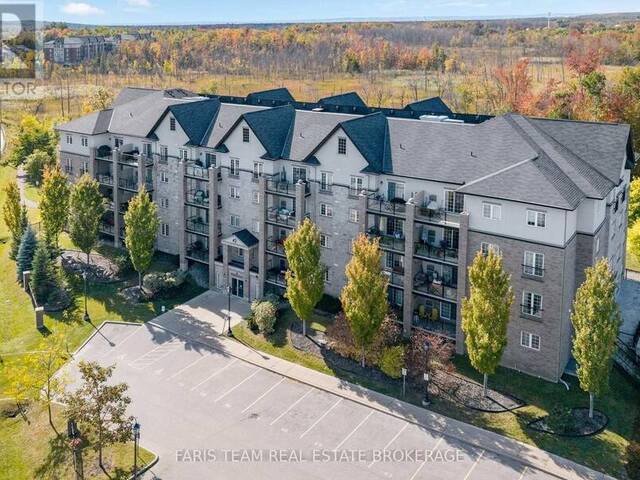 212 - 42 FERNDALE DRIVE S Barrie Ontario, L4N 2M5 - 3 Bedrooms Condo For Sale