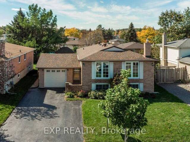 12 CRAIG CRESCENT Barrie Ontario, L4N 5X2 - 4 Bedrooms Home For Sale