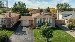 12 CRAIG CRESCENT | Barrie Ontario | Slide Image Thirty-one