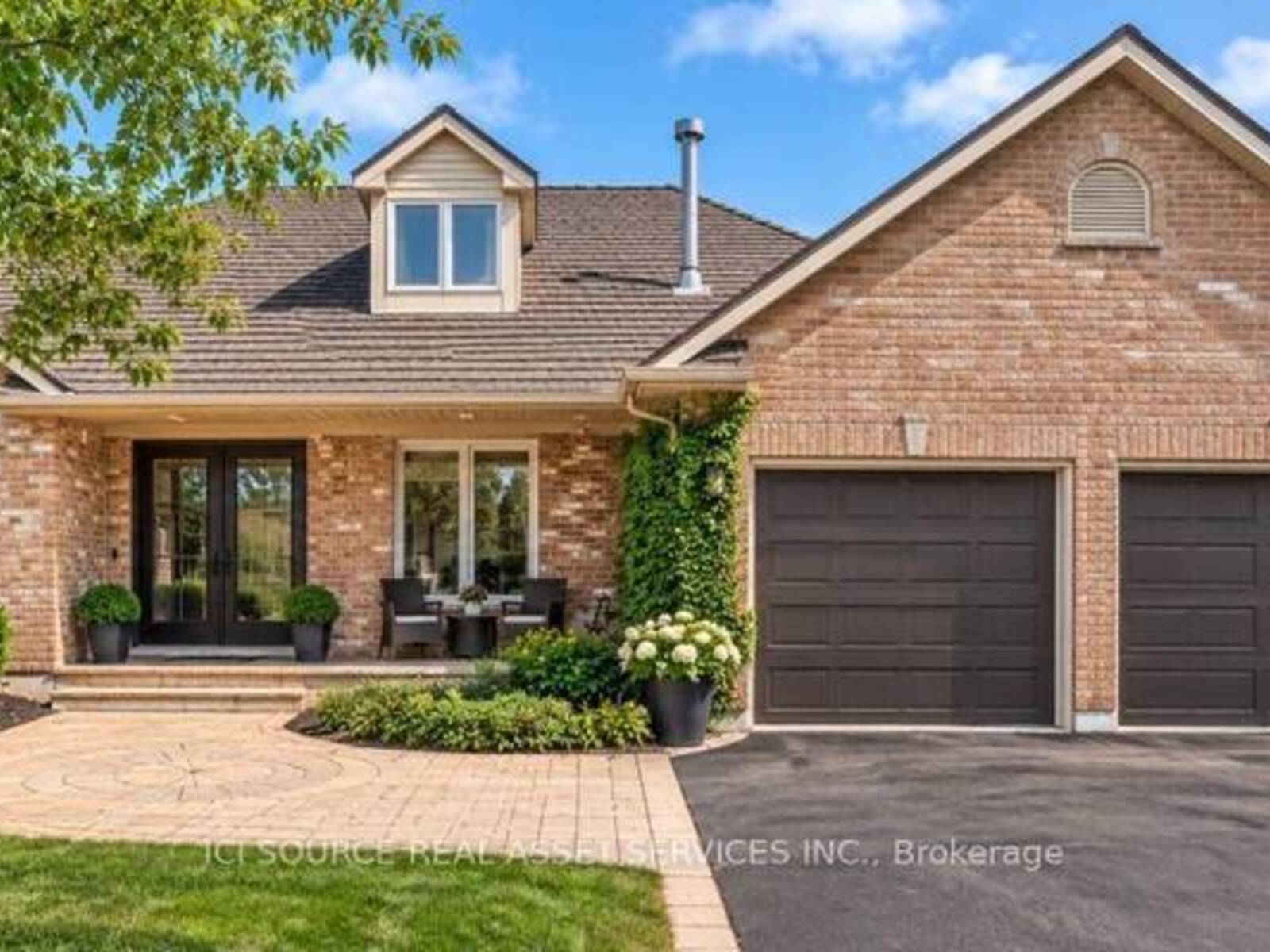 56 WINDRUSH TRAIL, Kitchener, Ontario N2P 2A8