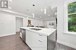 2177 LAKESHORE ROAD | Burlington Ontario | Slide Image Eleven