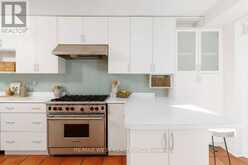 256 ERSKINE AVENUE | Toronto Ontario | Slide Image Thirteen