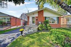 42 BEACON ROAD | Toronto Ontario | Slide Image Three