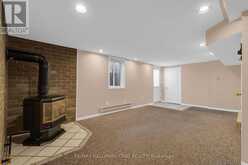 35 GRASETT CRESCENT | Barrie Ontario | Slide Image Thirty-two