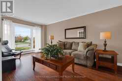35 GRASETT CRESCENT | Barrie Ontario | Slide Image Seven