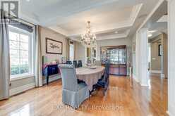 530 GOLFVIEW COURT | Oakville Ontario | Slide Image Eleven