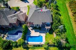 530 GOLFVIEW COURT | Oakville Ontario | Slide Image Four