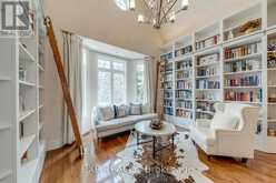 530 GOLFVIEW COURT | Oakville Ontario | Slide Image Nine