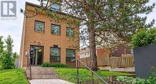 303 - 4872 VALLEY WAY | Niagara Falls Ontario | Slide Image One