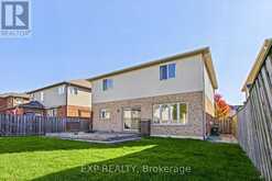 200 VALIANT CIRCLE | Binbrook Ontario | Slide Image Thirty-two