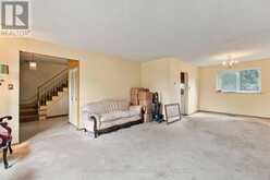 18 KENTISH CRESCENT | Toronto Ontario | Slide Image Five