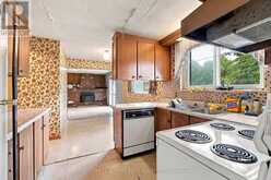 18 KENTISH CRESCENT | Toronto Ontario | Slide Image Nine