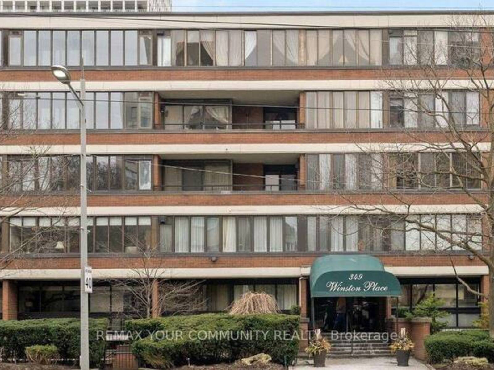 410 - 349 ST CLAIR AVENUE W, Toronto, Ontario M5P 1N3