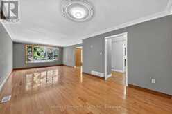 10 TANYA PLACE | Toronto Ontario | Slide Image Eight